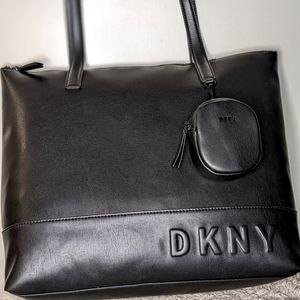 DKNY Tote with zipper and removable coin purse